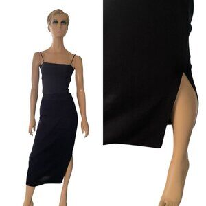 EXCLUSIVELY MISOOK Black Long Straight Acrylic Knit Maxi Skirt - Size M